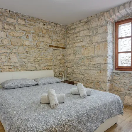 Ferienhaus House