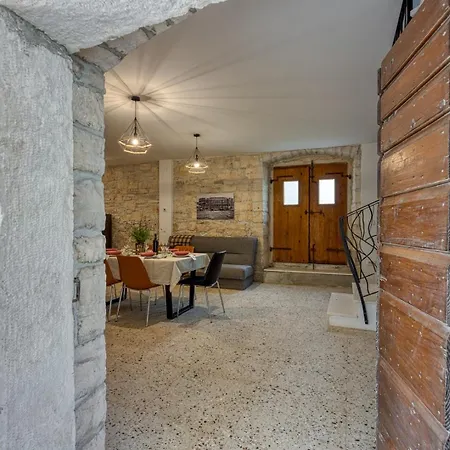 House Feriehus Svetvinčenat